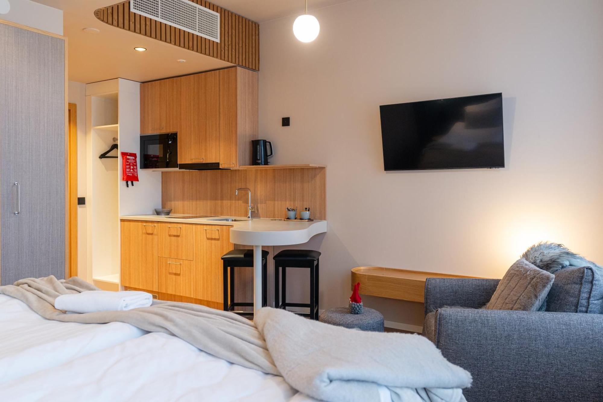 Postmaster Hotel Рованиеми Екстериор снимка